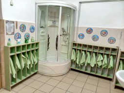 Туалетная комната - умывальная зона (полотенца)